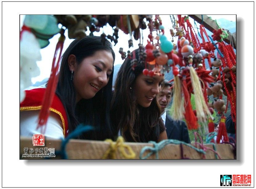 ���ڹ�ɽ���ҵ��ʹ�԰����ɽ����