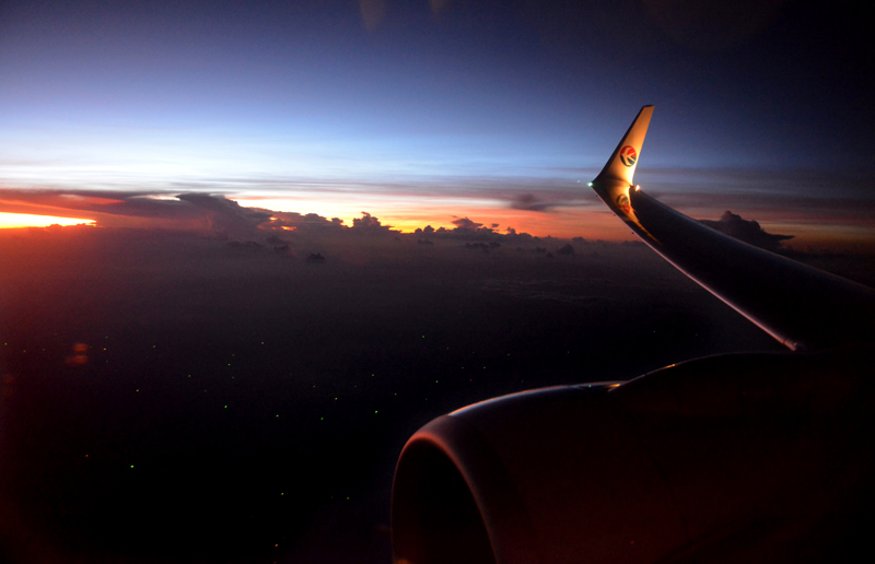 �������