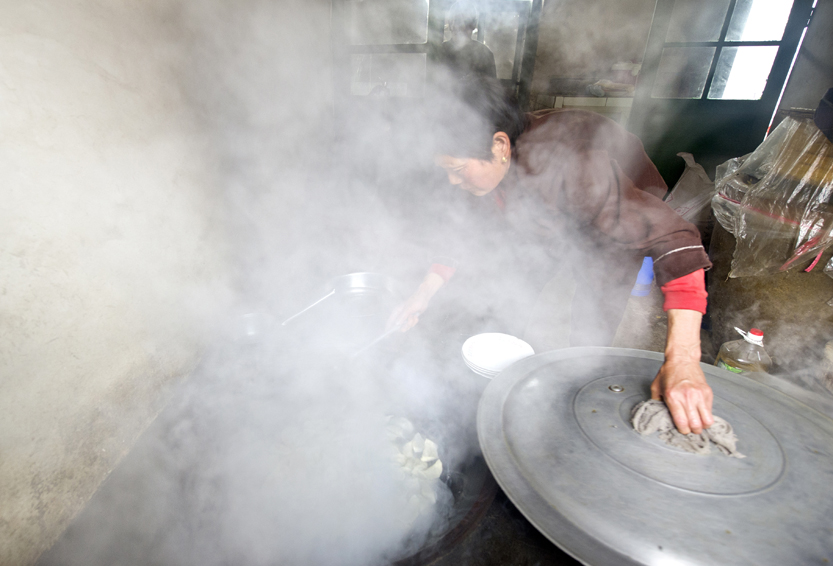 Ϊ���д�Զ������Ӱ�ˣ����������׼�����������ɽҰ�˽��ӡ�