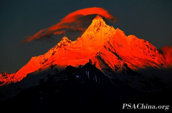 02.�ܽ���ɳ����������Ʒ����÷��ѩɽ��Meili Snow Mountain.jpg