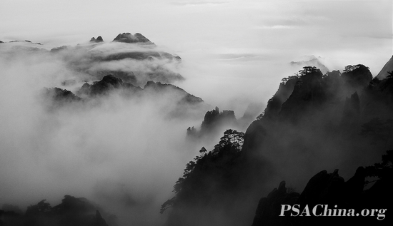07.����H.M.SPA����Ʒ����Զ����ɽ��Look at Yellow Mountain.jpg