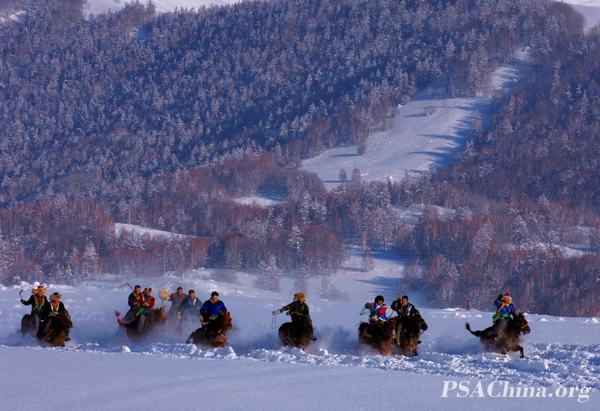 08.��Ծ��Ʒ������ľ�Ķ��졷winter of Hemu.jpg