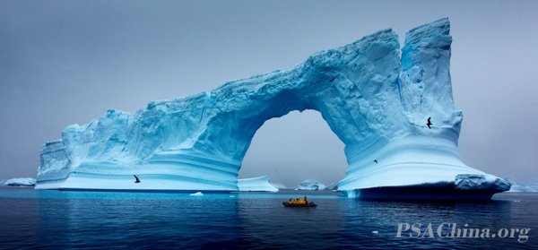 10.�պ���Ʒ�������š�The ice bridge.jpg