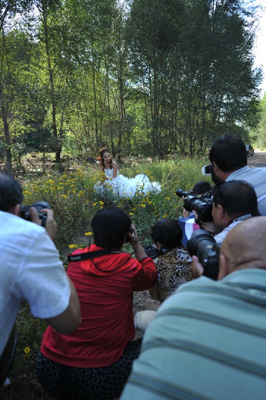 ��������