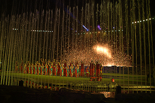 ����̨��