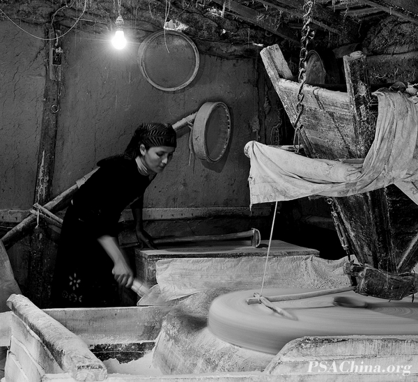 05.��Ծ��Ʒ����ά���Сĥ����The small mill.jpg