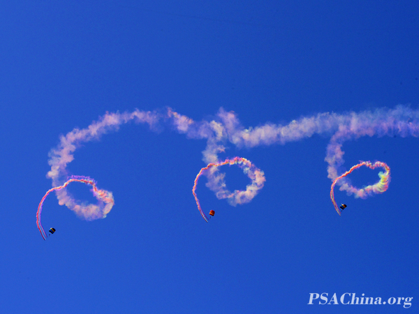 05.��Ծ��Ʒ�������а���1��Aerial ballet1.jpg