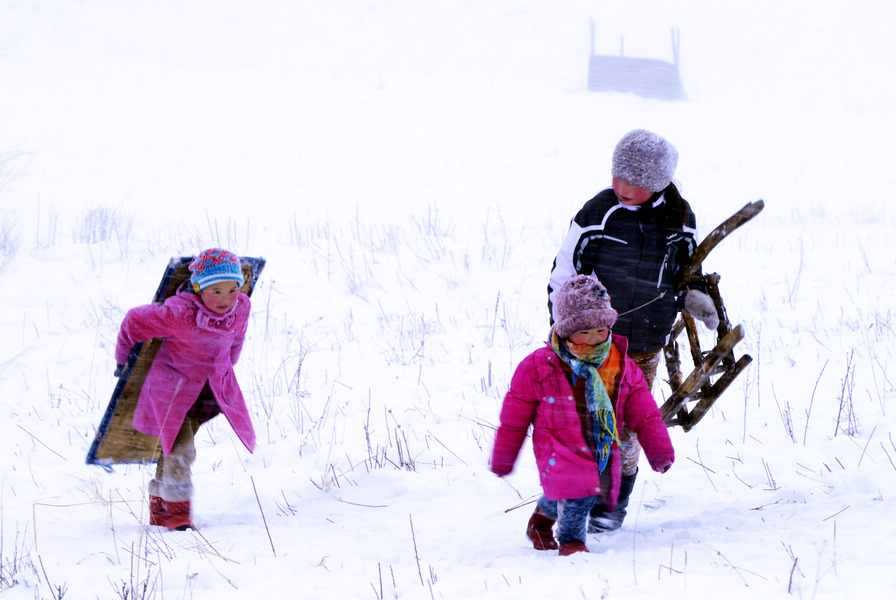 �� ѩ ͯ ��.jpg