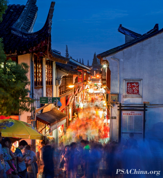 16.������Ʒ��������ҹ�Ρ�Town night.jpg