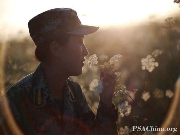 20.�������Ʒ����Ů�೤1��Female squad 1.jpg