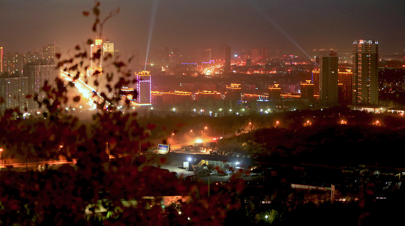 ��ɽ�Ͽ�����ҹ��