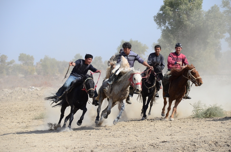 ����3   ����