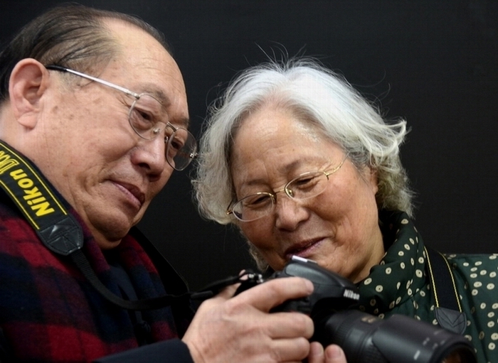 ����   ������