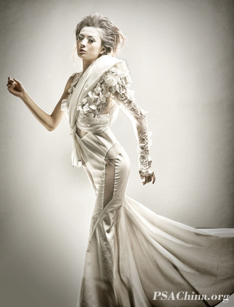 05.��������Ʒ��������Ϊѣ��Plain but Gorgeous.jpg