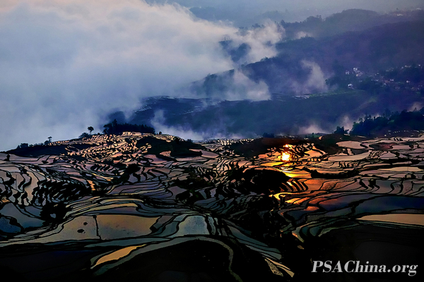 09.�˽�����Ʒ����Ԫ��������糿��Morming of Yuanyang terrace.jpg