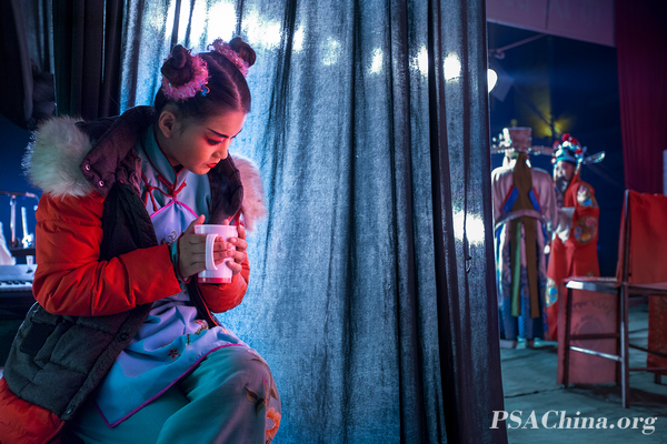 02.����ΰFIAP練�����Ʒ������Ϸ��Go to the Opera.jpg