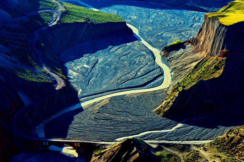 ��    ������