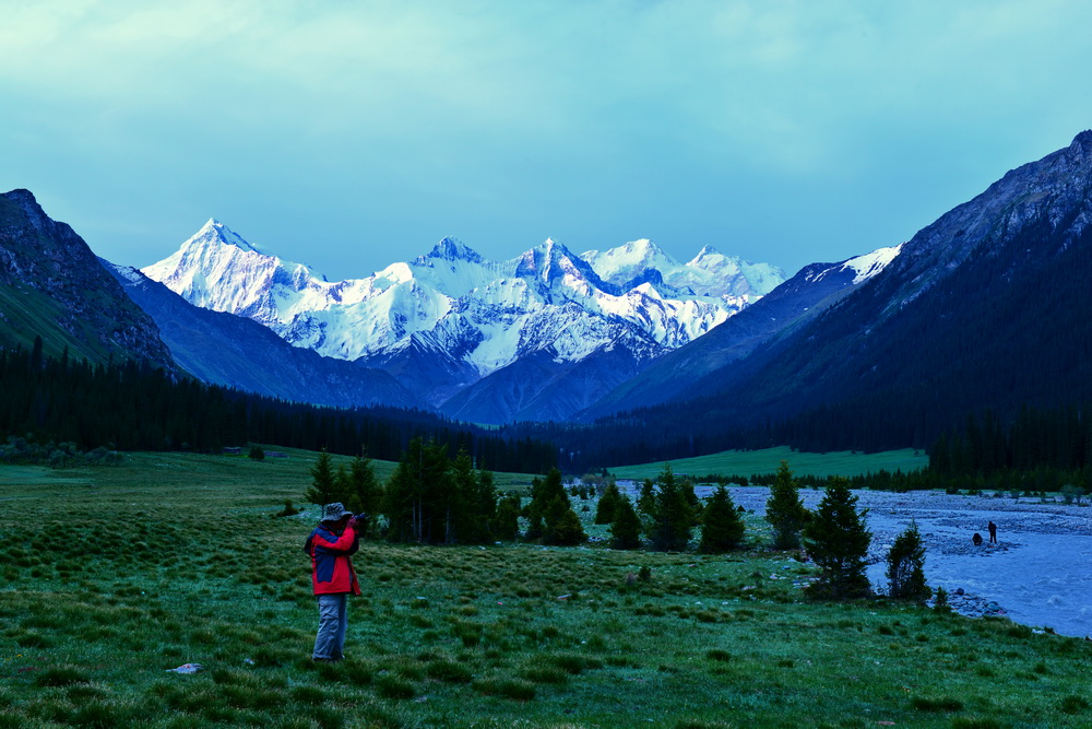 �װ���   ������