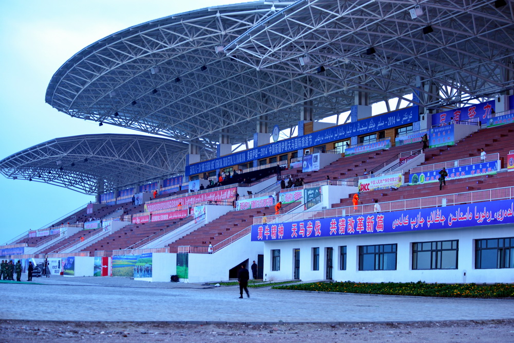 �᳡   ������