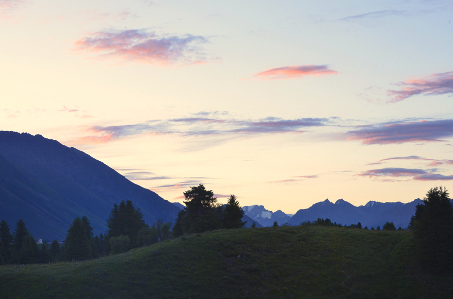 �������Ƕ���