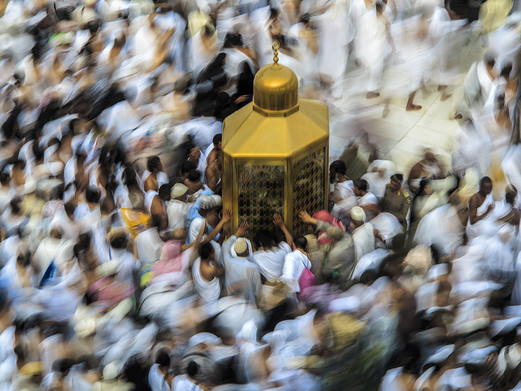 4 FIAPѫ���� Yousef  Al Masood��ɳ�ذ�������.jpg