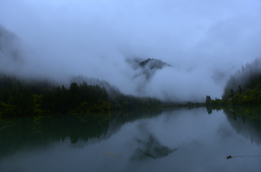 ������������ɽ�ƺ�