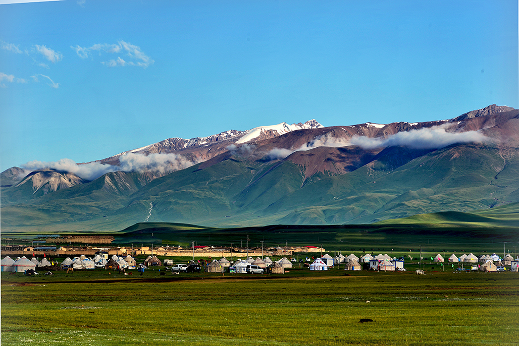 ���ڰ�ɽ��   ������