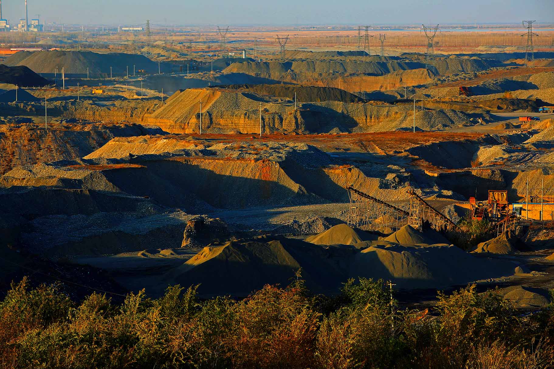 ɳʯ����������