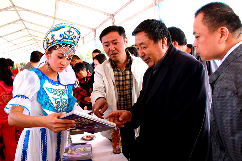 ũչ ��Ӱ��һ�� (1).jpg