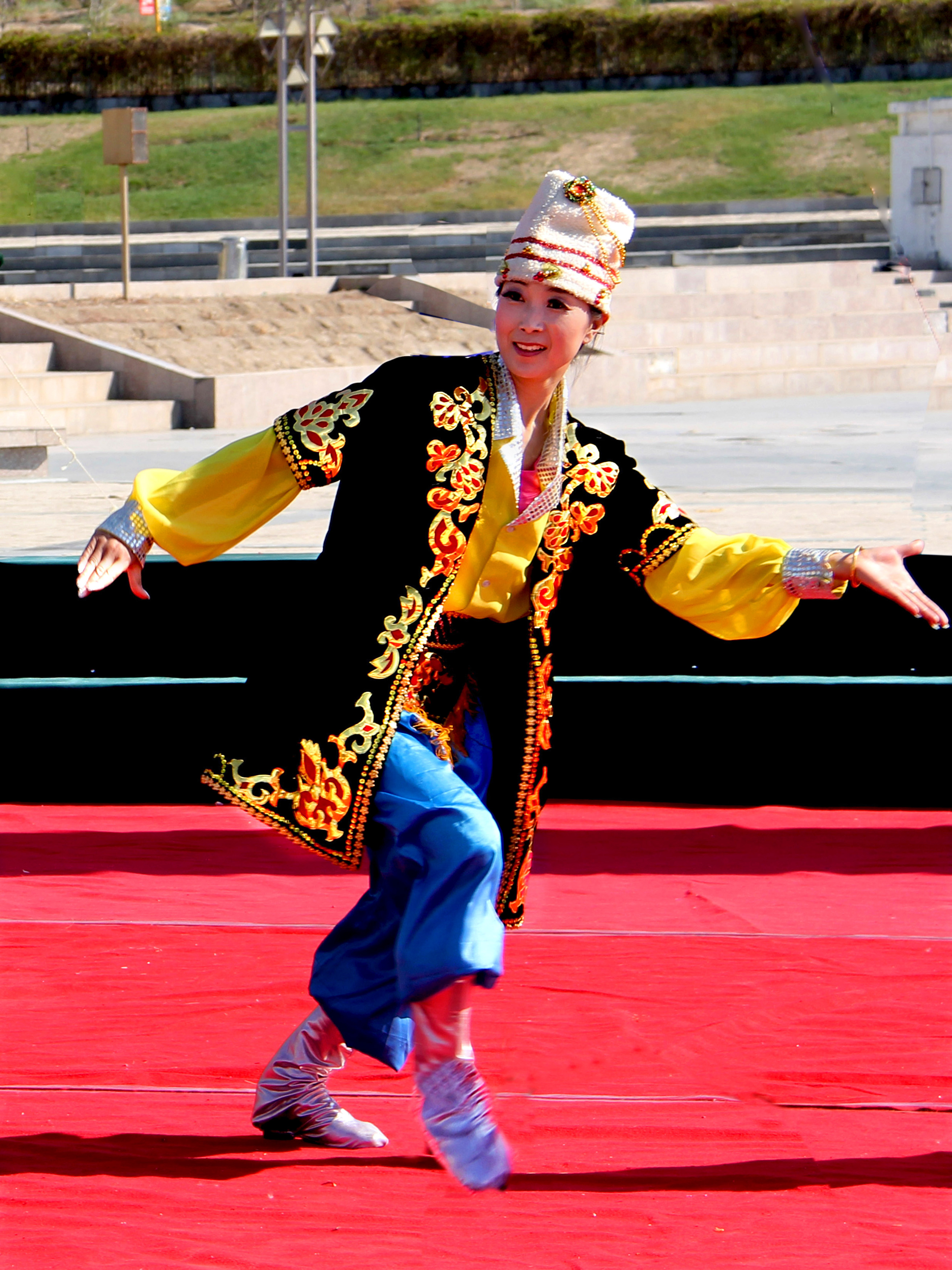 �������� (2)����С�ٺ��赸��.jpg