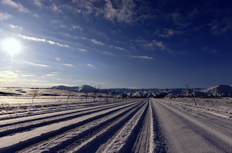 �ŷ��������