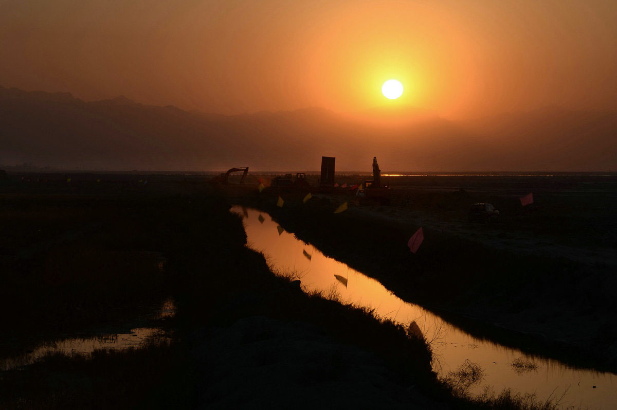 Ϧ����������ʷ���ִ��ĶԻ�