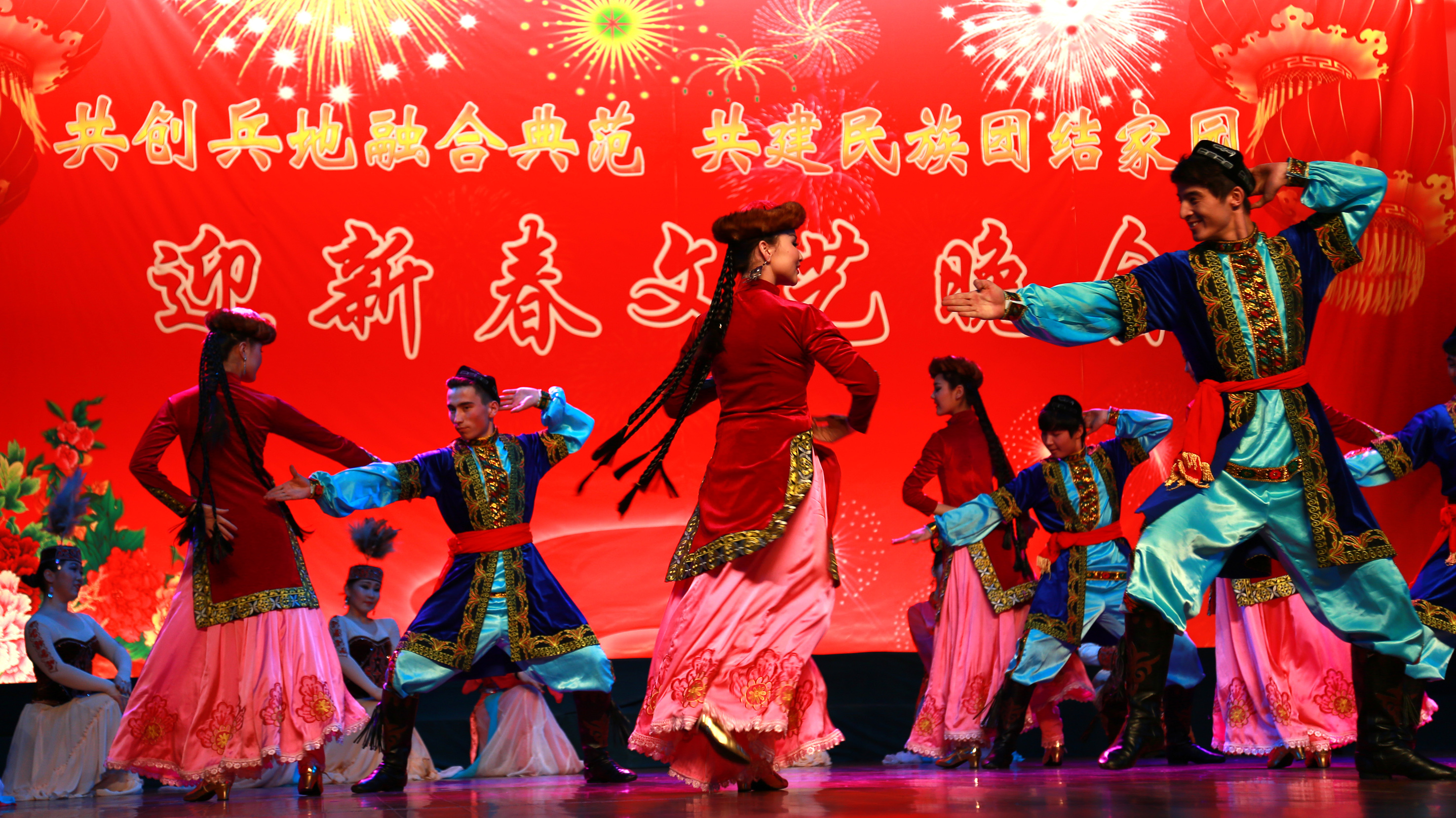 ����ӭ�� (5)��Ů������-��г֮��.jpg