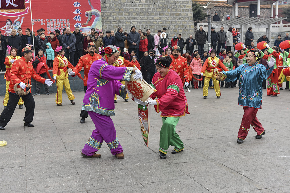 2015��2��18���Ŀ������ݽ�ͷ�ݳ� a2411.jpg