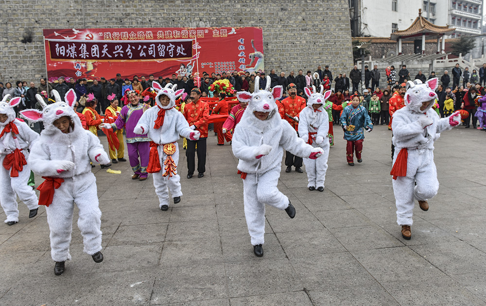 2015��2��18���Ŀ������ݽ�ͷ�ݳ� a25711.jpg