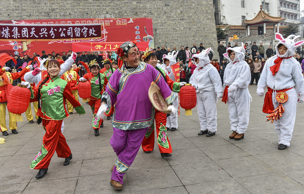 2015��2��18���Ŀ������ݽ�ͷ�ݳ� a3191.jpg