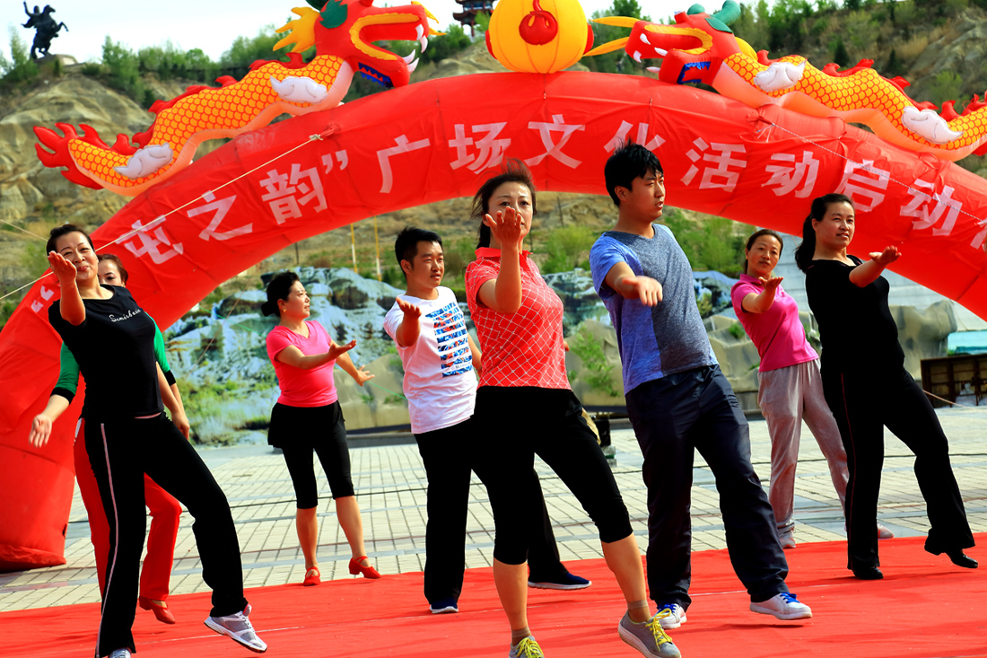 ����֮�ϣ�һ��Сƻ�� (2).JPG