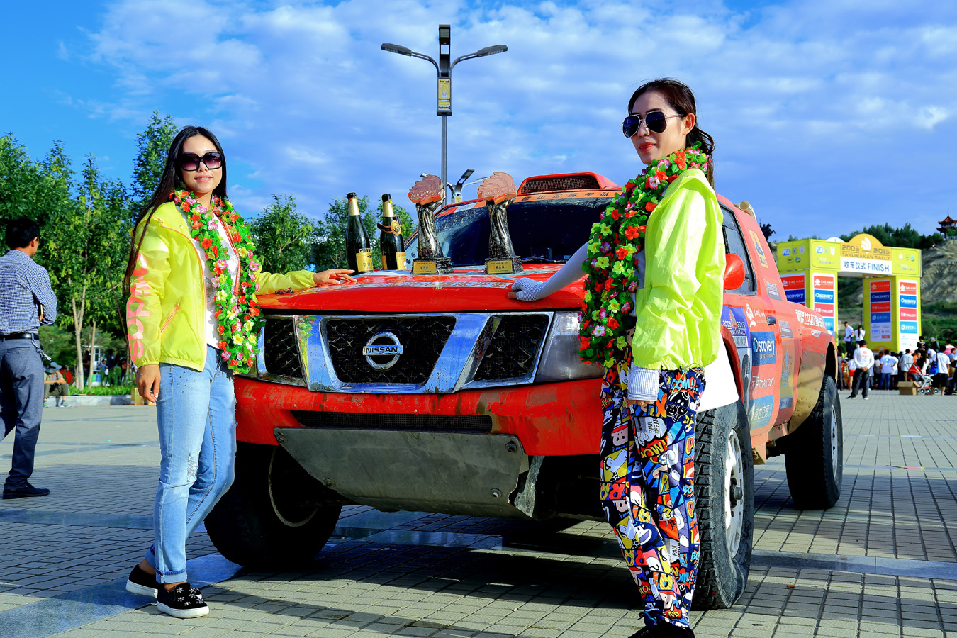 ����������һ����Ů���� (1).jpg