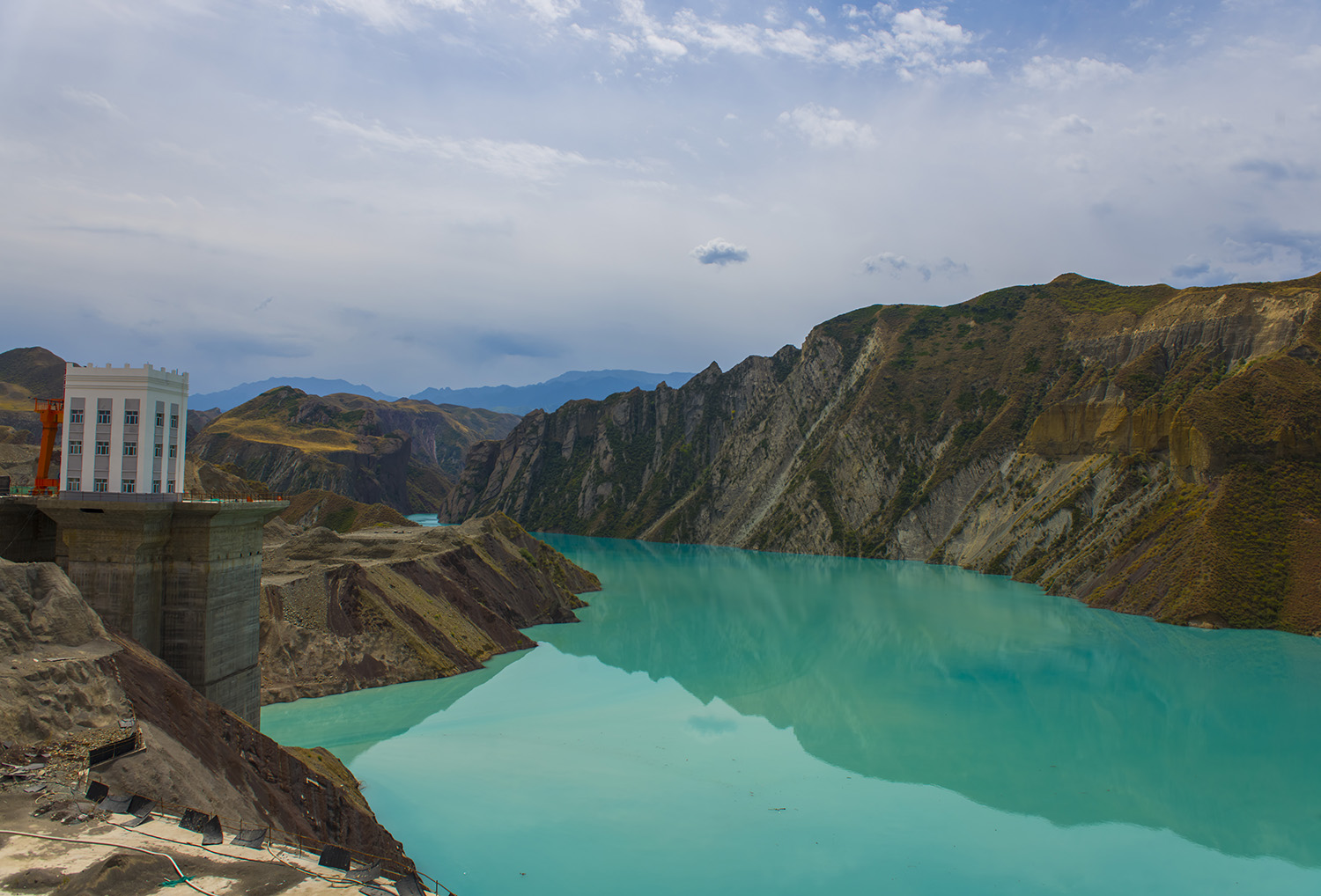 ��ɽ�������¾�