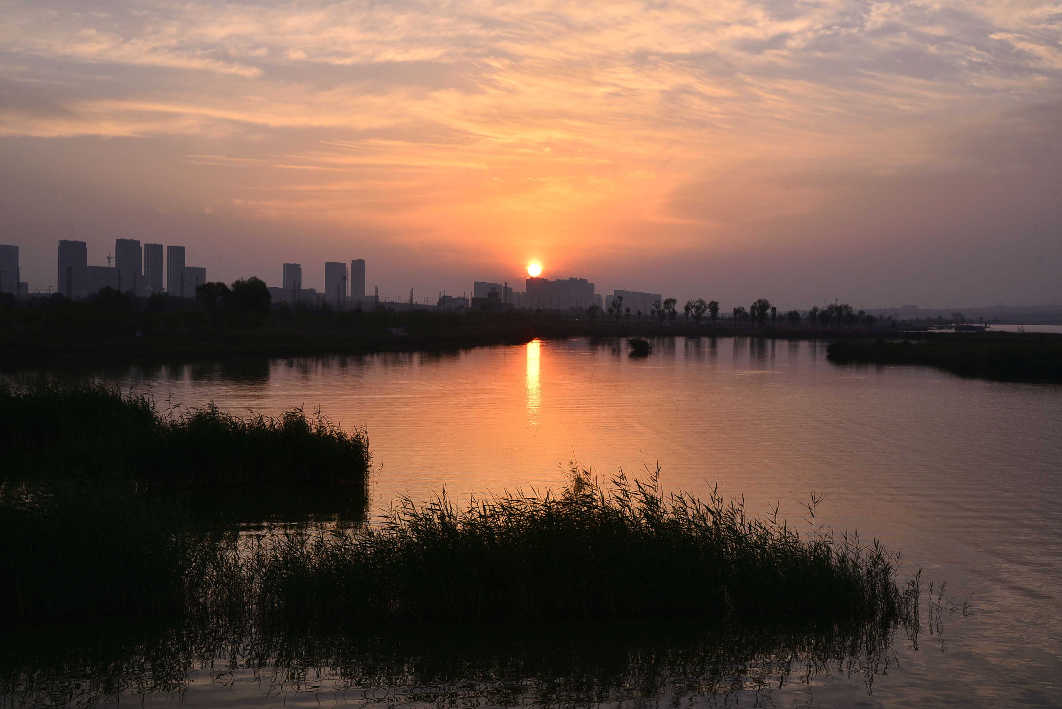 ������ӳʪ�ء�