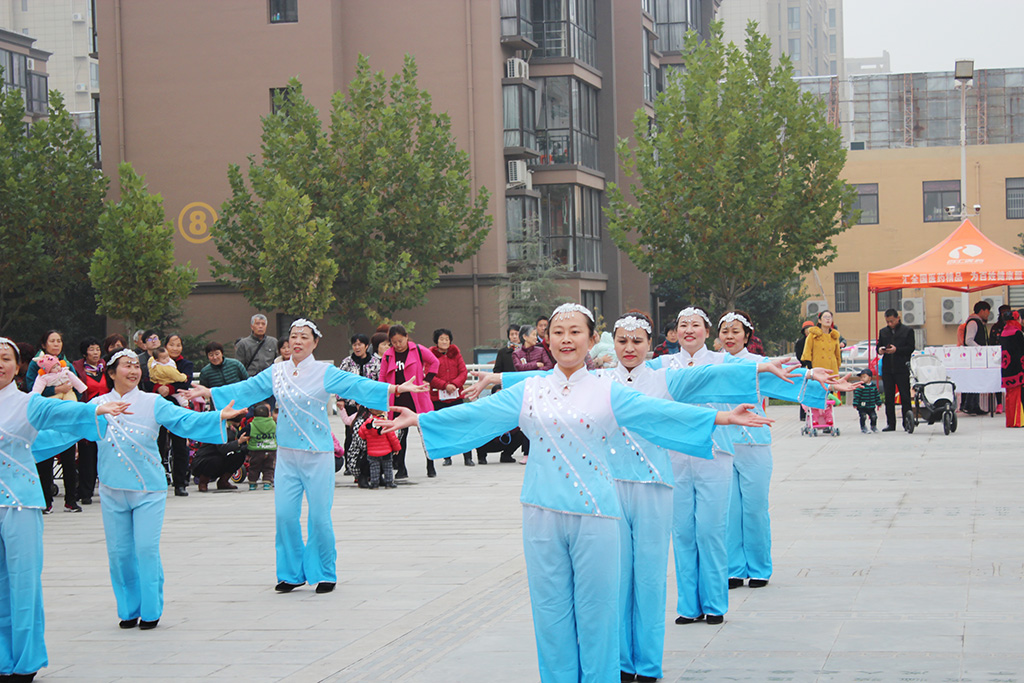 �ƽ�ˮ���㳡��