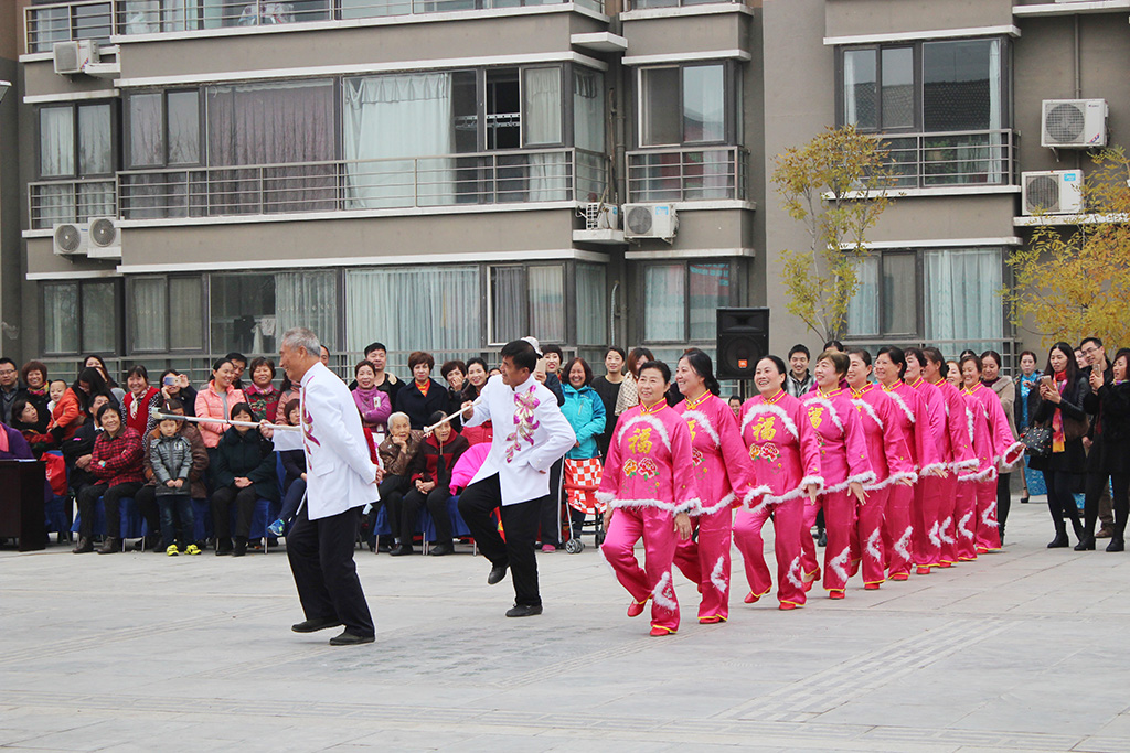 �ƽ�ˮ���㳡��