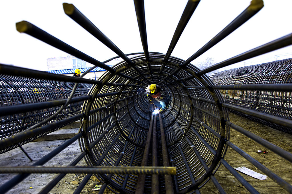 �������-����