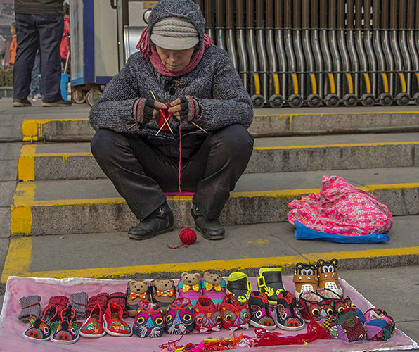 ���µ��㼣--ɽ������һ����伴��ʧ����Ӥ�׶�����Ь��