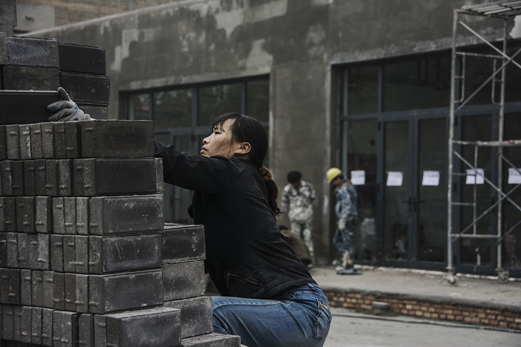 ����Ů��--�𾴵���