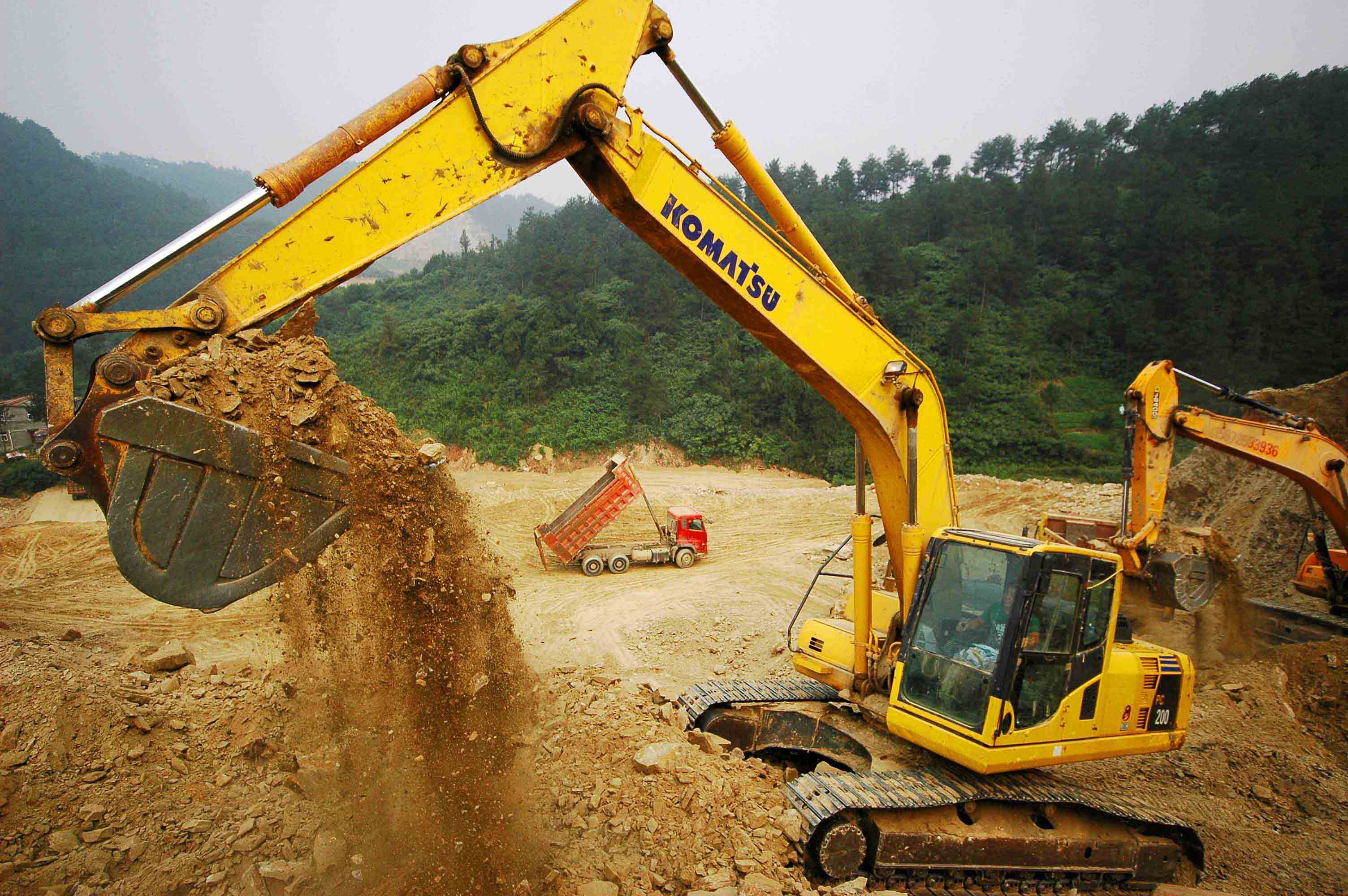 5-2012��7��14�գ���չ����Ҷ���ˮ��·����ɽ��·