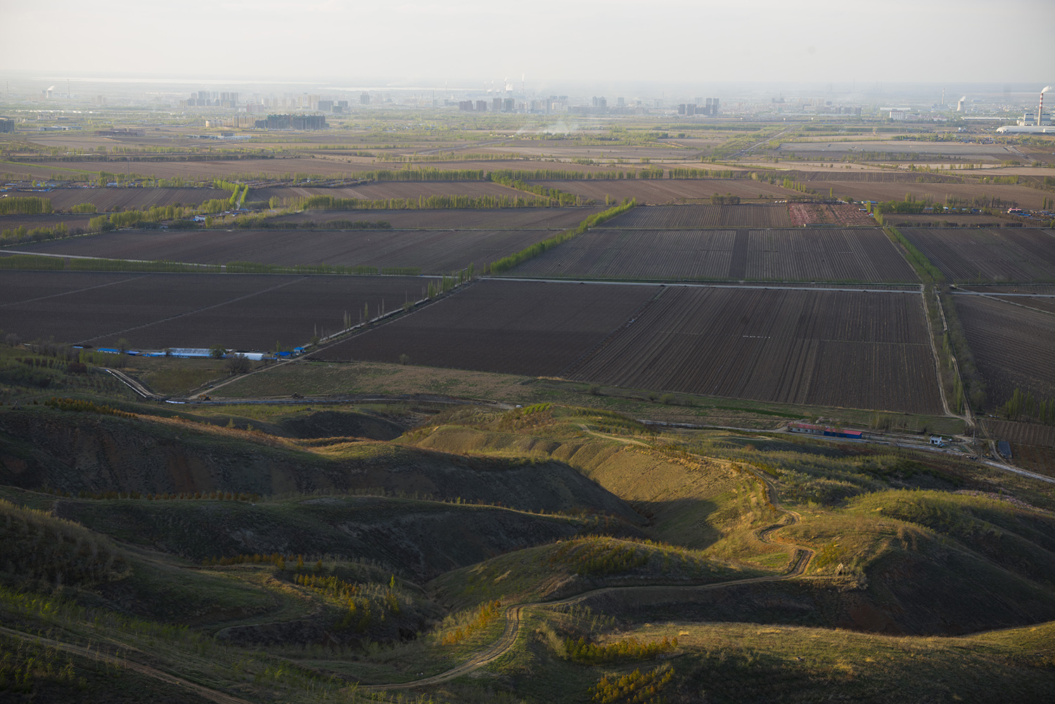 ����ɽ�¡���