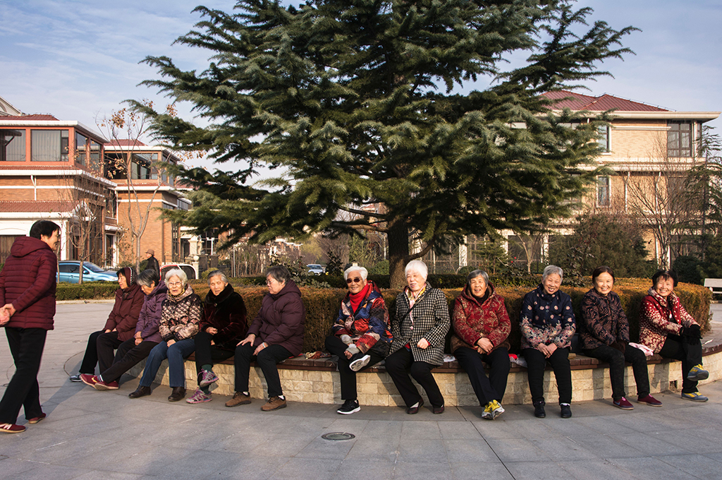 ����ů��......