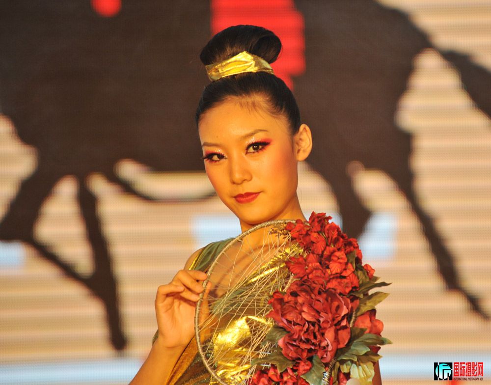 ��������ɴչ����