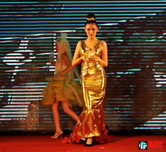 ��������ɴչ����